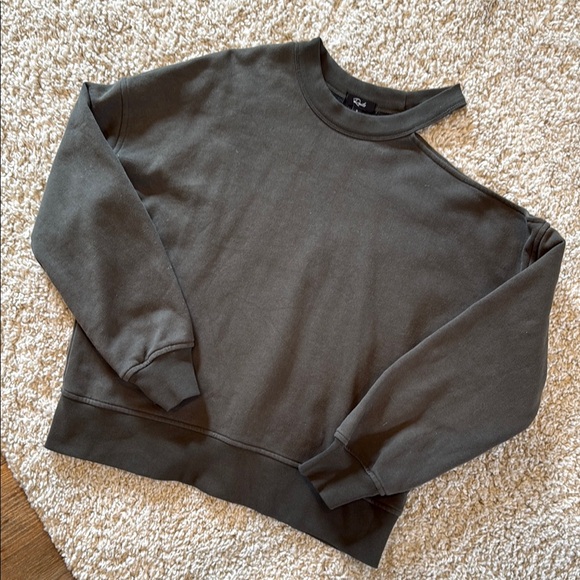 Rails Tops - Rails cut shoulder dark green sweatshirt